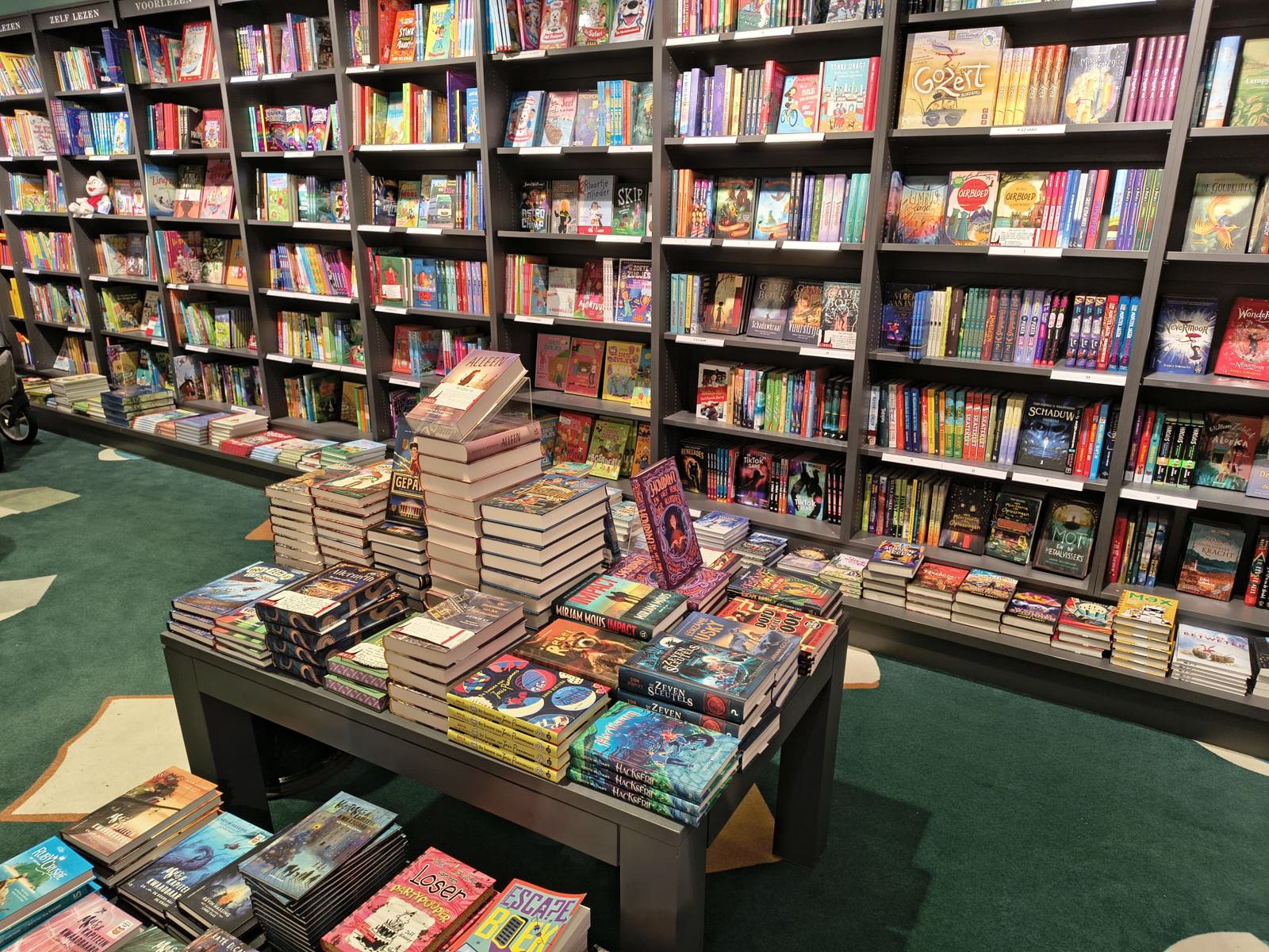 Kinderboekenweek Spot aan! bij boekhandel Plukker